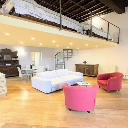 6 Guests With Terrace In Pedestrian Historic Centre Of Appartement *
