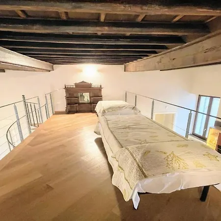 6 Guests With Terrace In Pedestrian Historic Centre Of Apartamento *