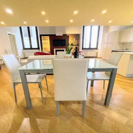 Apartamento 6 Guests With Terrace In Pedestrian Historic Centre Of *