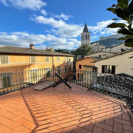 6 Guests With Terrace In Pedestrian Historic Centre Of *