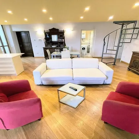 6 Guests With Terrace In Pedestrian Historic Centre Of Spolète