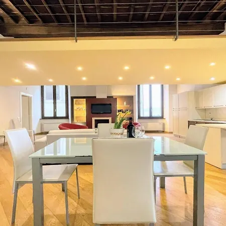 Apartamento 6 Guests With Terrace In Pedestrian Historic Centre Of *