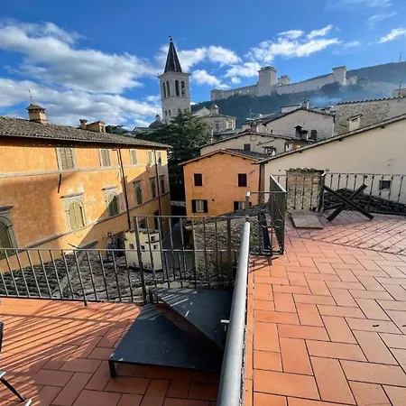 Appartement 6 Guests With Terrace In Pedestrian Historic Centre Of Spolète